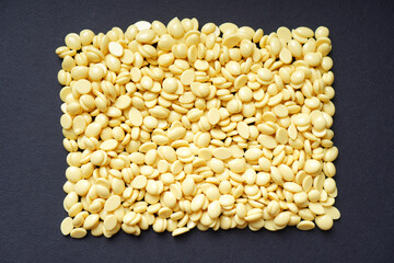 Hot film wax granules for waxing