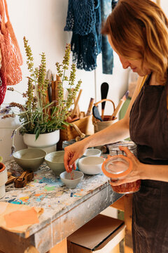 Sustainable dyeing process for garments