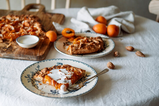 apricot pie