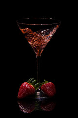 splash, liqueur, drinks, still life, glasses, cocktail, bubbles,strawberry cocktail ,strawberries