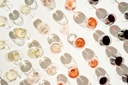 Gradient of wine glasses.