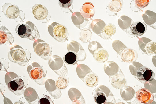 Messed up wineglasses.