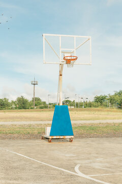 basketball goalpost