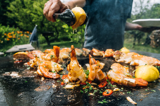 Food: Frying Prawns on a rimgrill