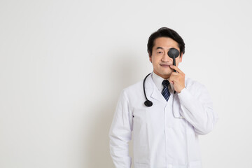 日本人男性の医者