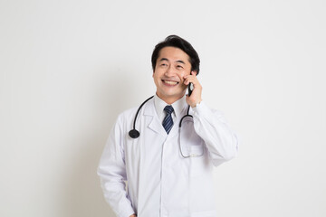 日本人男性の医者