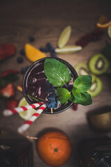 Drink z mięta i borówkami  © Bartlomiej