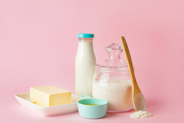 Ingredients for preparing bakery on color background