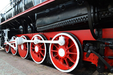 steam locomotive wheels