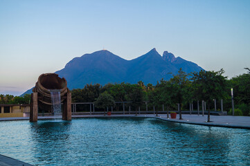 El Cerro de la Silla Monterrey Mexico - obrazy, fototapety, plakaty