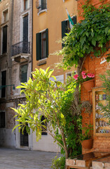 Fototapeta na wymiar Typical Venetian street, Venice, Italy