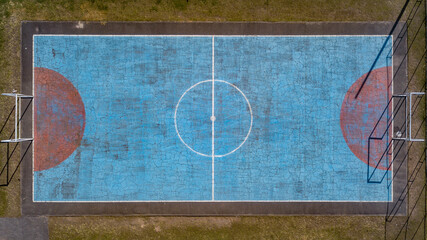 Multi-sport court with a central circle
