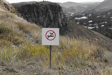 No smoking post in public park
