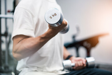 神田西口クリニックが教える！筋肉を増やす最強サプリ完全ガイド｜効果と選び方