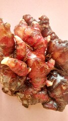 Zingiber officinale rubrum variety, type of rhizome plant for medicinal and spice plants. Red ginger contains essential oils, gingerols, zingeron, shogaol, and oleoresin