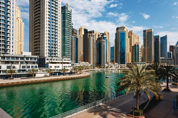 Obraz na płótnie Canvas Dubai Marina skyscrapers and port in Dubai, United Arab Emirates