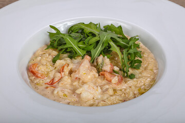 Italian risotto with prawn and rucola