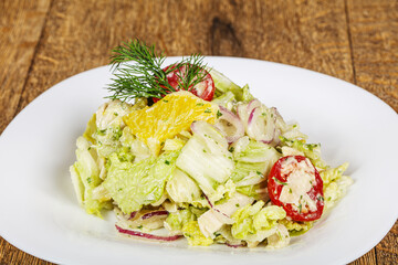 Salad with chicken and orange