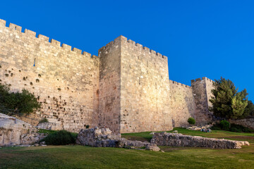 Fototapeta na wymiar Jerusalem Old City Walls at Night