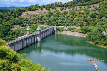 Fototapeta na wymiar 夏の鳴淵ダム　福岡県篠栗町　Narufuchi Dam in summer Fukuoka-ken Sasaguri-town