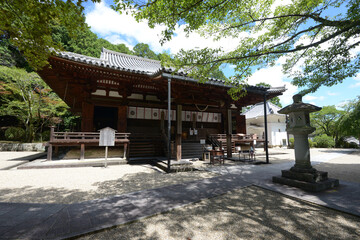Fototapeta premium 霊山寺 本堂 奈良市
