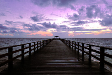 Fototapeta premium sunset on the pier