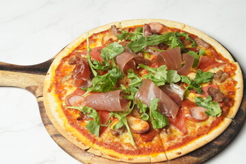 Ham pizza