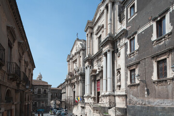 Fototapeta premium Catania, Sicilia. La via dei Crociferi vista da nord con la Chiesa di San Francesco Borgia 