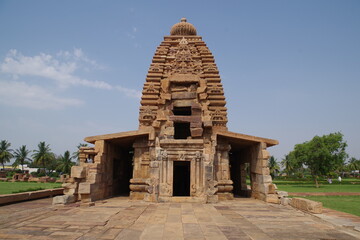 インド　世界遺産パッタダカルの建造物群