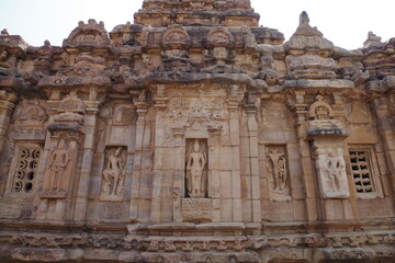 インド　世界遺産パッタダカルの建造物群