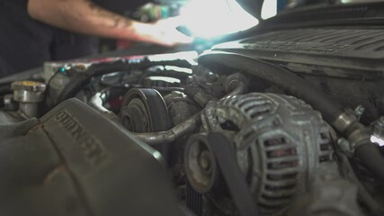 V8 Engine car alternator 2