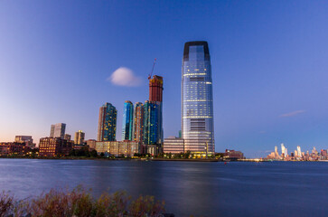 Fototapeta premium A long exposure of Jersey City, New Jersey, USA