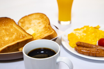 朝食のコーヒー