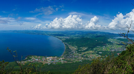 鹿児島県指宿市の開聞岳を登山している風景 A view of climbing Mt. Kaimon in Ibusuki City, Kagoshima Prefecture, Japan.