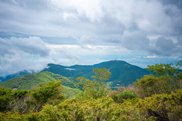 群馬県前橋市、桐生市にある赤城山、黒檜山、地蔵岳を登山している風景  Scenery of climbing Mt. Akagi, Mt. Kurobi-san and Mt. Jizo-dake in Maebashi and Kiryu, Gunma Prefecture. 