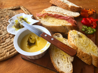 bread with clarified butter