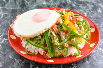 チンジャオロース風ランチ