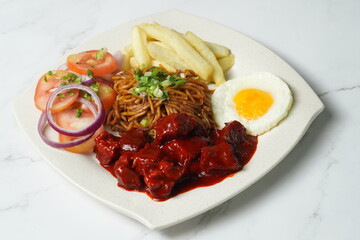 Fried noodle with chicken or mutton 