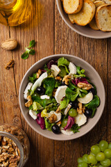 Italian spring salad with goat cheese, grapes and walnuts. Served with croutons.