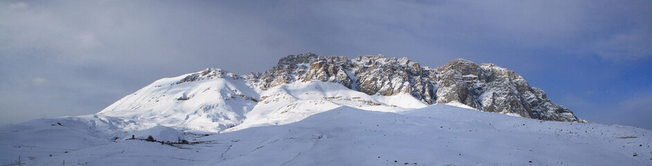 Fototapeta na wymiar Caucasus, Ossetia. Midagrabin gorge. Mount Tbau view from the south.