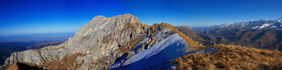 Fototapeta na wymiar Caucasus, Ossetia. Western ridge of Mount Tbau.