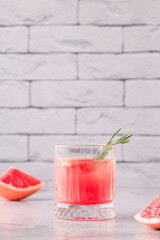 Cold lemonade/cocktail of fresh grapefruit juice