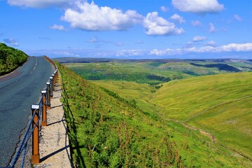 The Buttertubs Pass road in the mountains of the Yorkshire Dales, England.