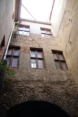 Alte Fassade aus Ziegelstein in der Stadt Görlitz