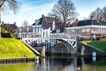 Gordijnen Driepystergracht in Dokkum, Friesland Province, The Netherlands © Holland-PhotostockNL