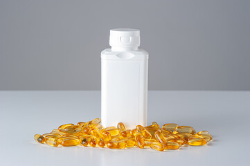 Pillole Omega 3 capsule arancioni