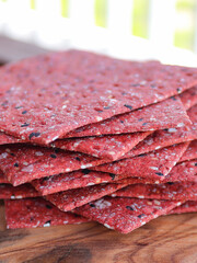 Rootbeet crispbreads