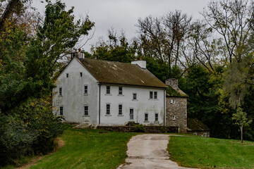 Major General Lord Stirling Quarters in Autumn, Valley Forge National Historical Park, Pennsylvania, USA - obrazy, fototapety, plakaty