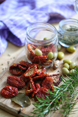 dried tomatoes with rosemary green olives