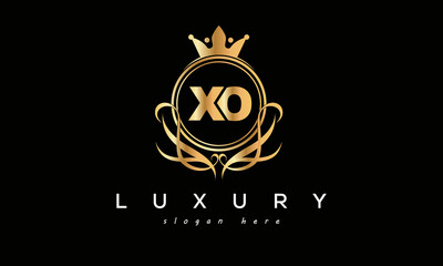XO royal premium luxury logo with crown	